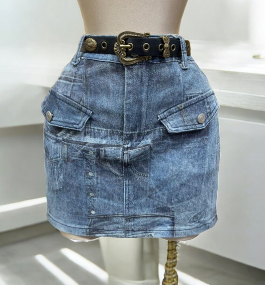 Greka Skort