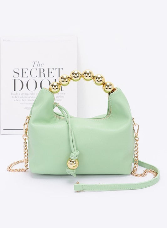 Pearl Clutch