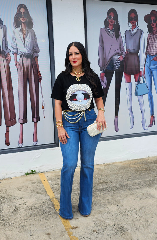 Blouse with pearl lips