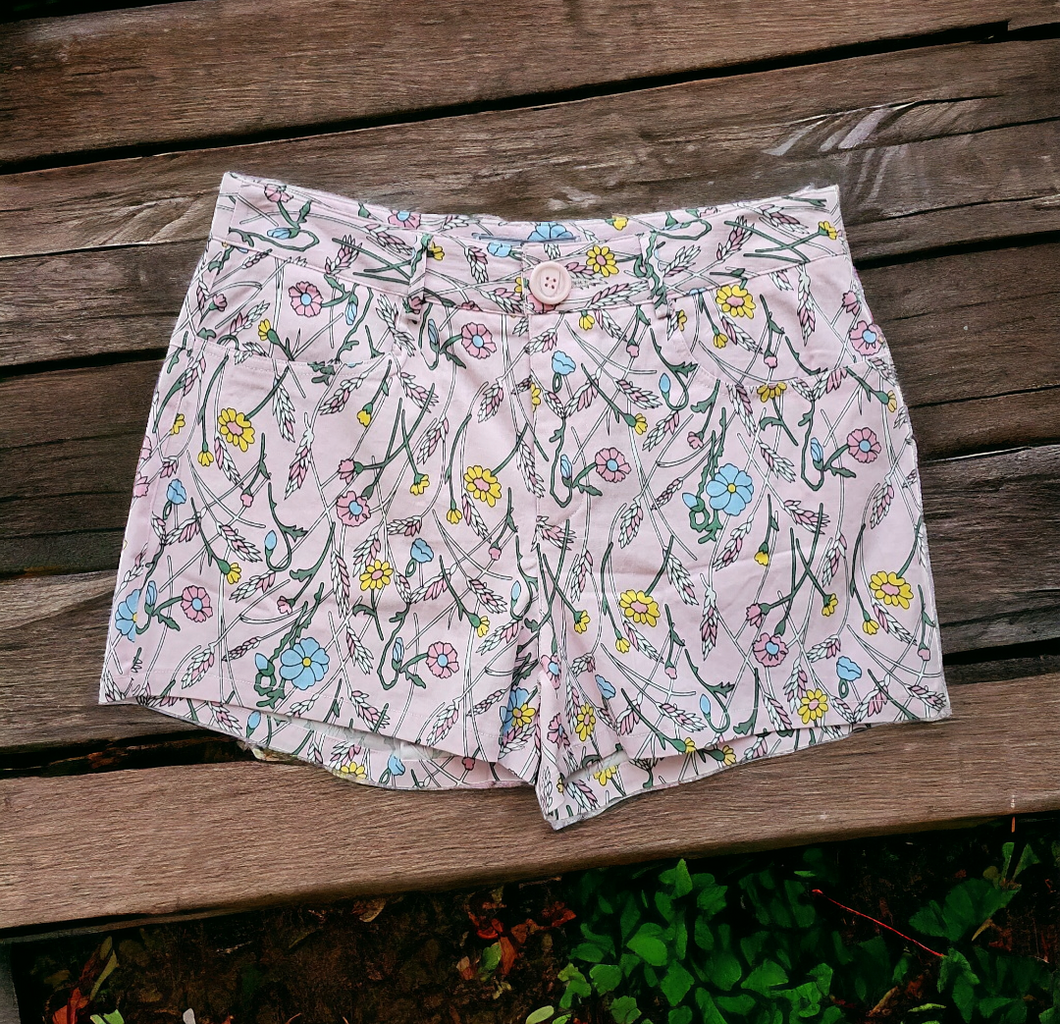 Wonderland Short Pants