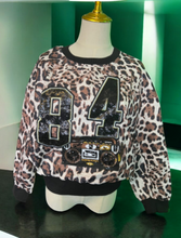 Load image into Gallery viewer, 84 Leopard sweater
