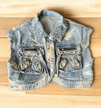 Load image into Gallery viewer, Roxanna Jacket
